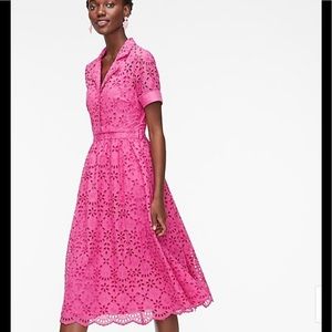 EMBROIDERED EYELET DRESS🌸💗